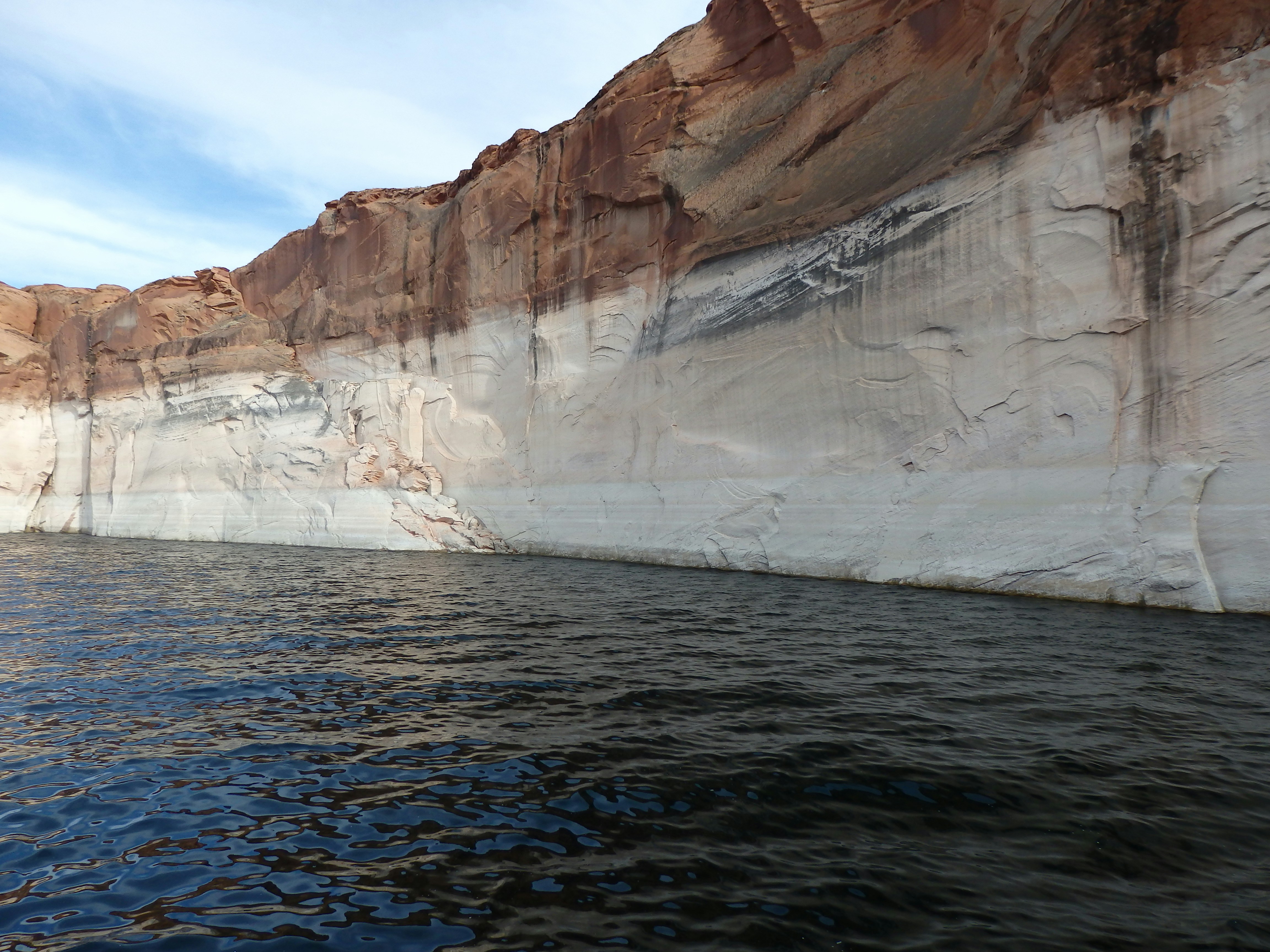 Lake Powell bathtub ring showing dramatic water level drop